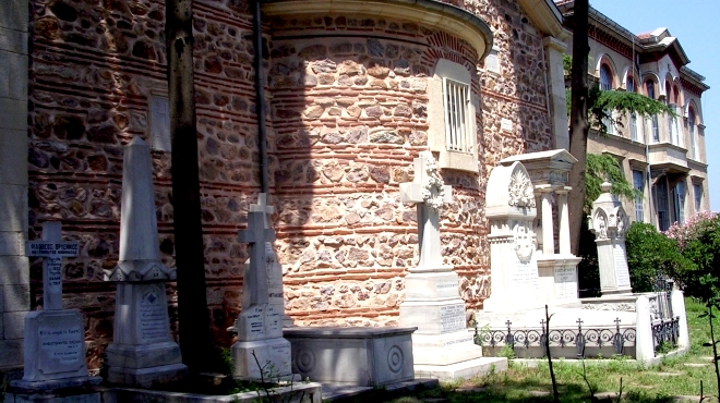 Halki_seminary_cemetery